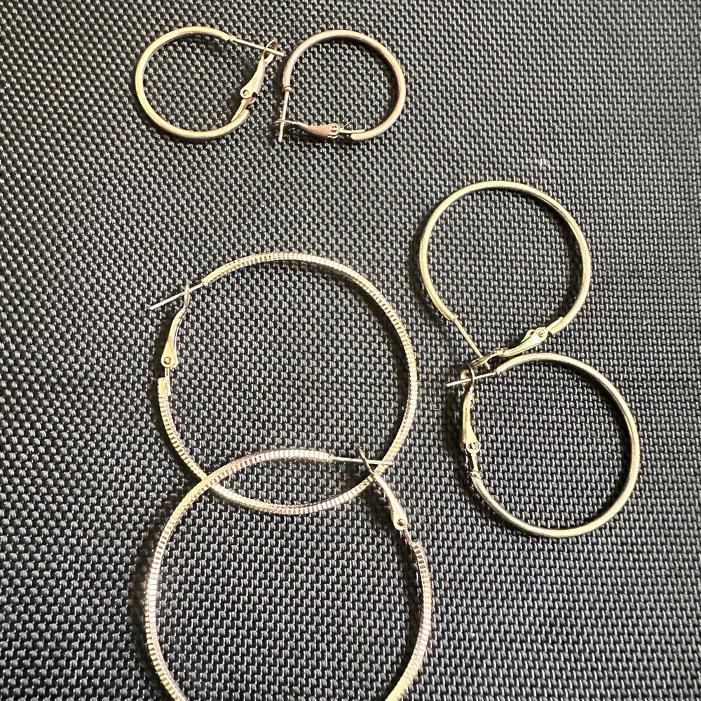 Elegant Gold Hoop Earrings Set